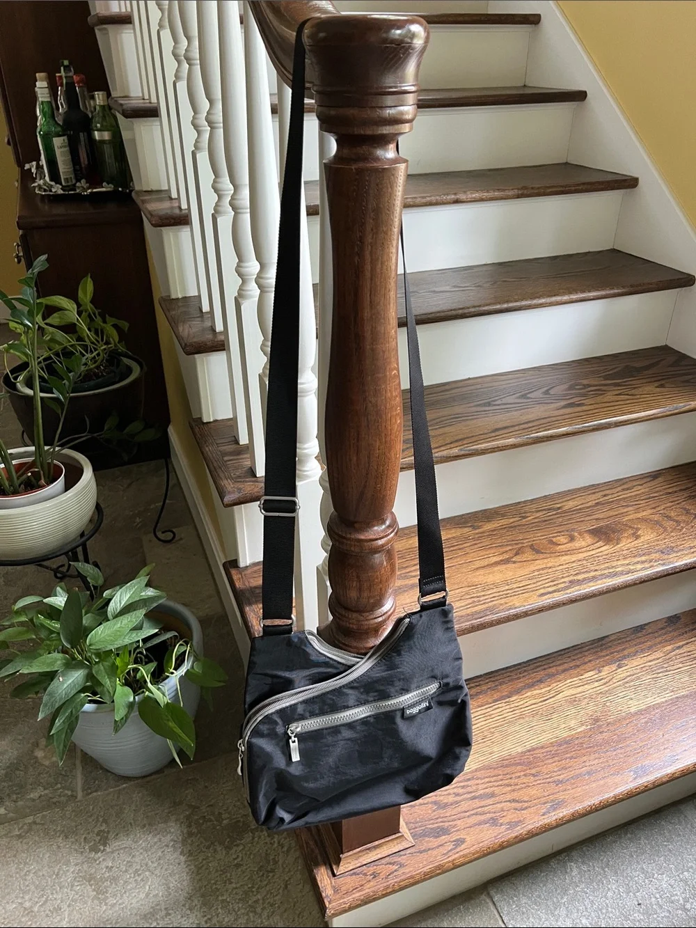 Baggallini Lightweight Crossbody bag - Picture 2 of 8